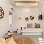 Porto Dema Luxury * Schoinoussa