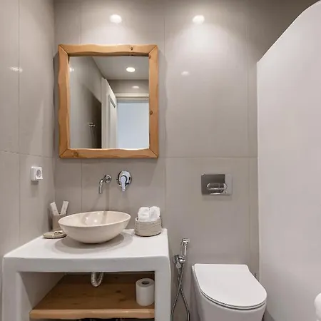 Porto Dema Luxury Schoinoussa