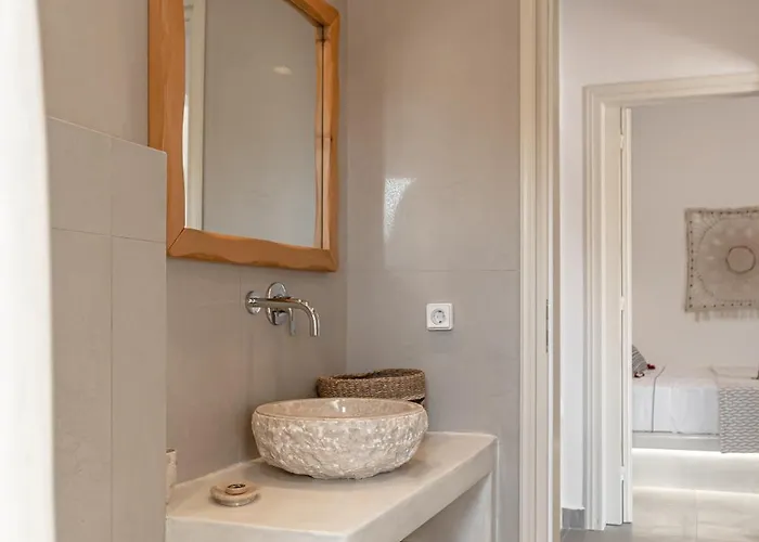 Porto Dema Luxury Hotel *