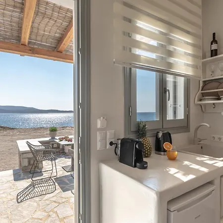 Porto Dema Luxury Hotel Schoinoussa